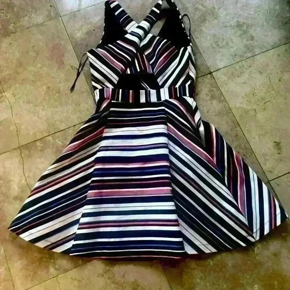 Adelyn Rae dress size small. Striped Sleeveless hidden zipper on side NWT - Picture 6 of 11